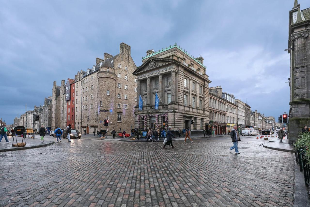 Luxury 3 Bed Royal Mile Apartment Эдинбург Экстерьер фото