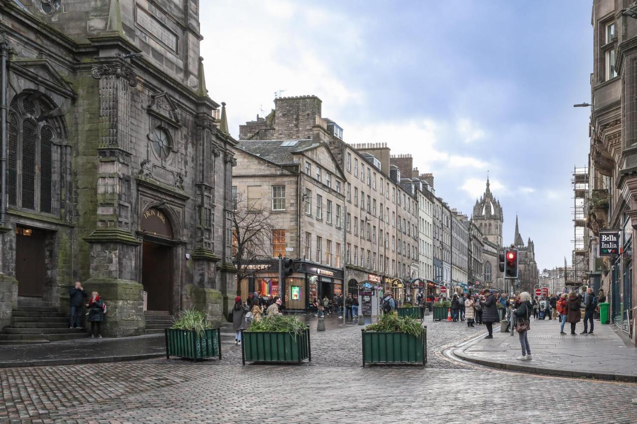 Luxury 3 Bed Royal Mile Apartment Эдинбург Экстерьер фото